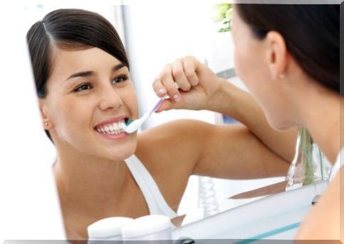 4 basic tips when brushing your teeth