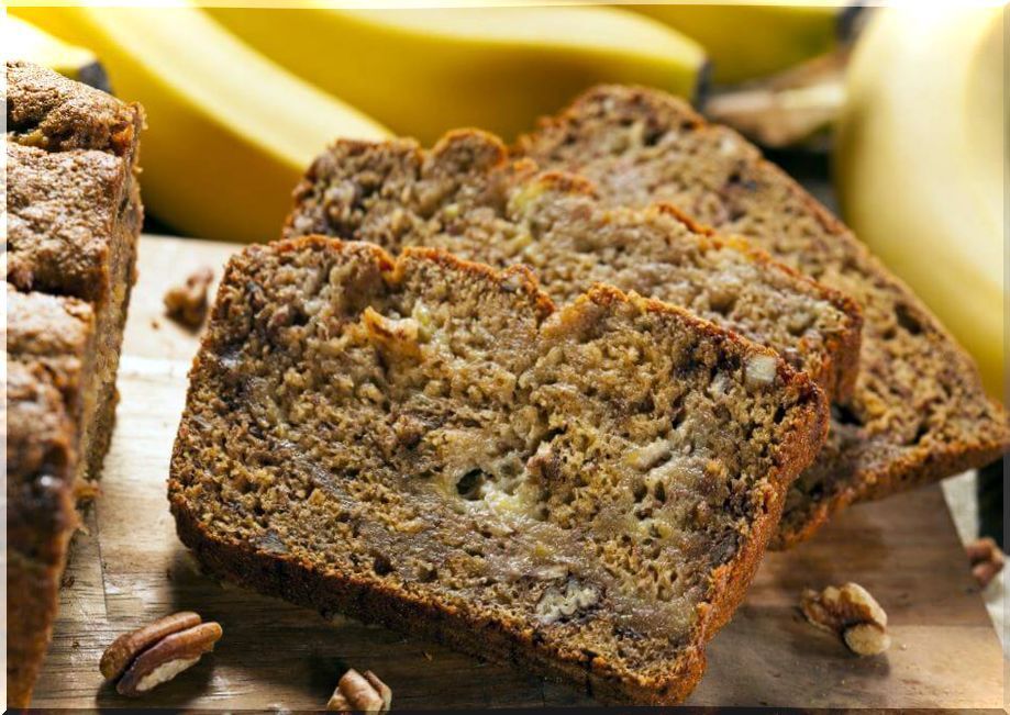 Paleo banana cake with chocolate chips