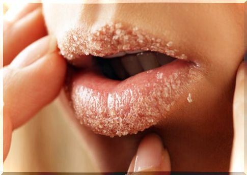 Exfoliation for more attractive lips