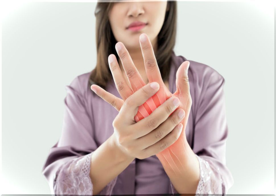 living with carpal tunnel syndrome