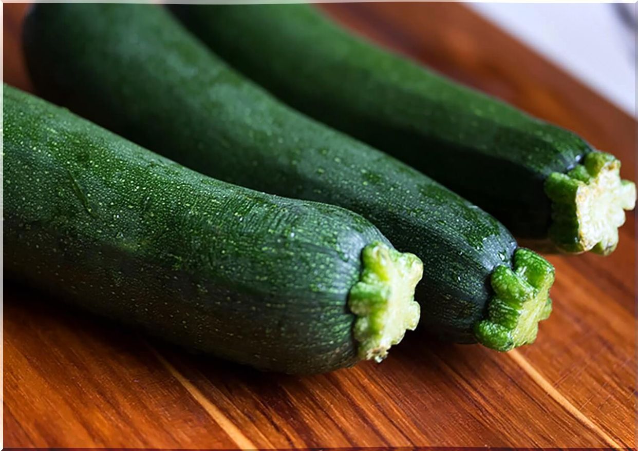 Fresh zucchini for cooking